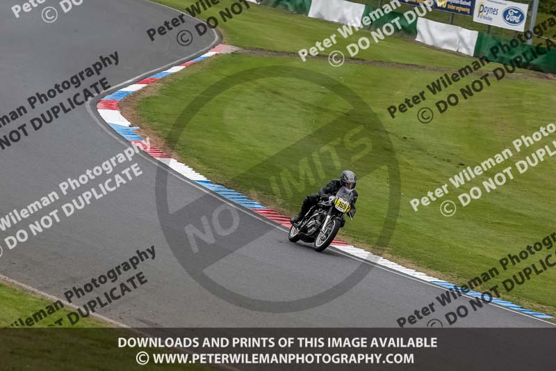 Vintage motorcycle club;eventdigitalimages;mallory park;mallory park trackday photographs;no limits trackdays;peter wileman photography;trackday digital images;trackday photos;vmcc festival 1000 bikes photographs